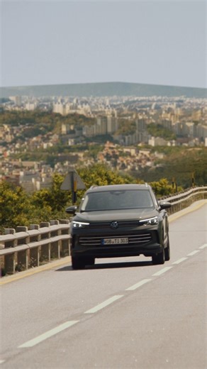 See and be seen with the Tiguan’s IQ.Light HD Matrix headlights. Our new #SUVW sets a new standard in safety with LED daytime running lights, LED indicators, dynamic headlight range control, curve lighting, as well as cornering light and enhanced visibility for adverse weather conditions. Book the newest generation of our bestseller now and enjoy a 5-year warranty, 3 years of free servicing and 5 years of Roadside Assistance. Learn more at bit.ly/VWSG_Tiguan #volkswagensg #vwtiguan | Volkswagen