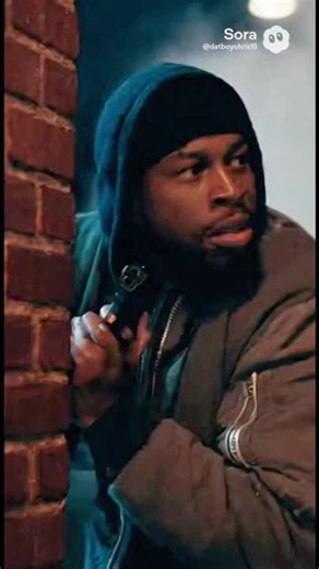 Dam they really buzzing back🤣#shorts #foryou #viral #ytshorts #ytviral #reel #trending #film #clips