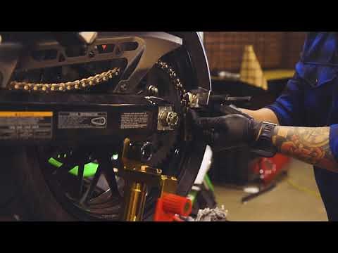 Motorcycle Chain Install using an EK Three D Chain