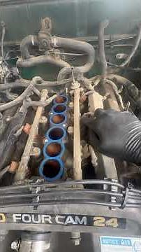 1999 Toyota Tacoma fuel injector replacement… #mechanic #shorts #cars