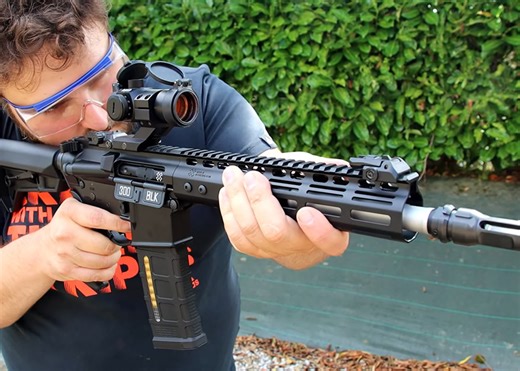 Timerzanov Airsoft: EMG Double Eagle Noveske N4 GBBR Review