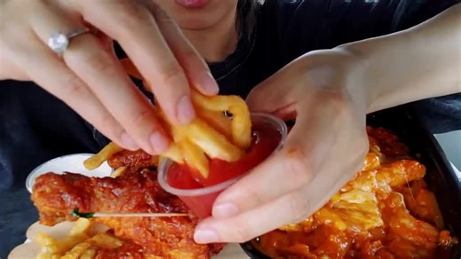 Twilight Korean Fried Chicken Mukbang Delight