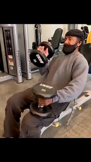 Achieve Your Dream Body with Charles Glass: Legendary Training & Personalized Nutrition Plans 📈 Online Coaching with Charles Glass – Work Directly with the Legend! https://linktr.ee/The.CharlesGlass Here’s what’s waiting for you: Unlock the body transformation secrets from Charles Glass, the Godfather of Bodybuilding! With 40 years of unmatched expertise, Charles brings engineering precision to every workout, optimizing exercises for unparalleled muscle growth and strength. Join a community of 