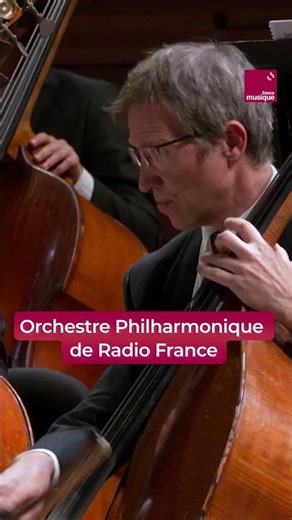 Une marche à la tonalité Klezmer