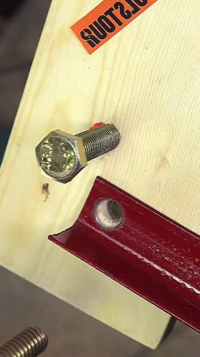 3.6K views | So easy! DIY your own wire bender #toolstour #DIY #bender #bending | Rewind Icons | Facebook