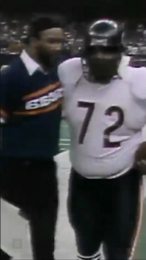 William “Refrigerator” Perry scores his 1st & only postseason touchdown in Super Bowl XX