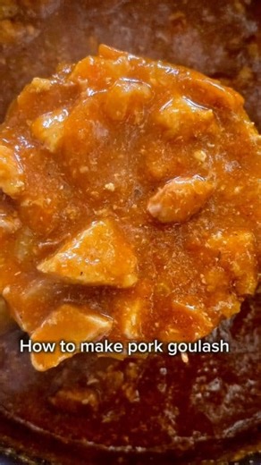 How to make pork goulash? Yes, pork goulash, not beef/veal goulash. And it's perfect! Combine it with mashed potatoes, rice, pasta, polenta - u name it! I prepared u a video and a text recipe, check it out👇👇👇 https://www.macedoniancuisine.com/2025/05/pork-goulash.html | Macedonian Cuisine