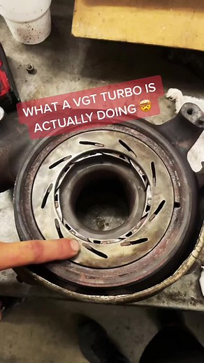 Inside a stock 6.0 turbo #JifRapChallenge #turbo #mechanic #xyzbca #diesel
