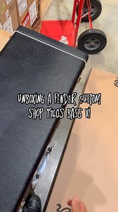 Unveiling a @fendercustomshop Bass Vi relic’d in Aqua Marine Metallic ! With a gently aged Journeyman Relic lacquer finish on its lightweight two-piece alder body, this beautifully crafted 60’s style Bass VI radiates an impressively stylish aura. The ’60s-style oval “C” neck profile is very comfortable to play, even for guitarists that aren’t used to such an instrument, topped with 7.25”-radius dark rosewood fingerboard and vintage frets. It’s as rock solid quartersawn maple neck, so this is as 