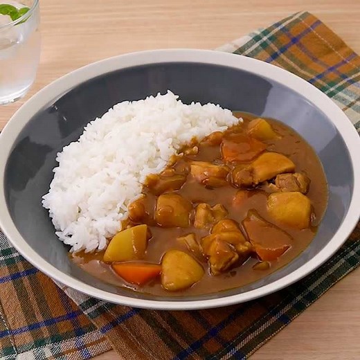 隠し味をプラス♪ チョコレートのコク旨カレーのレシピ動画・作り方 | デリッシュキッチン