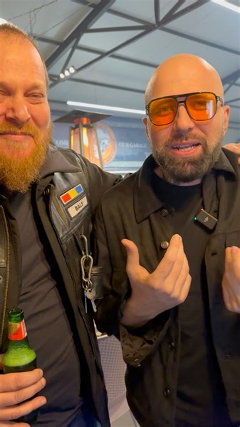 42K views · 575 reactions | De aici a plecat! Săturați să fim taxați la intrare și să nu avem voie cu băuturilor și mâncarea noastră am decis să facem RideTheVibe | Tata Flo | Facebook