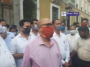 5.3K views · 93 reactions |  LIVE: Congress Workers under the leadership of GPCC President Girish Chodankar & Leader of Opposition Digambar Kamat will be protesting at Police headquarters Panjim & meet DGP demanding justice & protection to the people of Mellaulim | Goa News Hub | Facebook