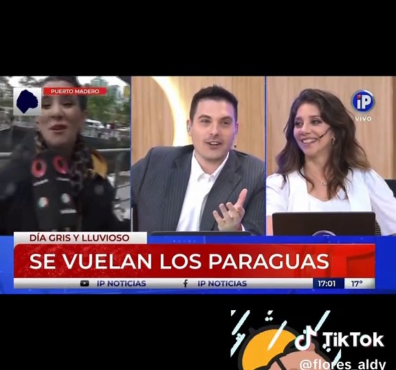Este video demuestra “LA SUERTE” que tengo no solamente en los días de lluvia, sino también en el amor (vean el final y sabrán de qué hablo) 🤪. 👉🏻 De paso, si alguien me quiere regalar un buen ☂️ no me ofendo 🙄🤣 📺 @ip_noticias #lluvia #tardedelluvia #tormenta #clima #viento #paraguas #suerte #amor #poliamor #noticias #envivo #cronista #periodista #periodismo