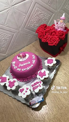 Ditelindje Torte Per Te Dashurin