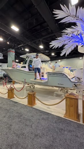 Here’s our first look at the new @gradywhite_boats 321 Coastal Explorer, here at the @miamiboatshow. Enjoy the walk-through and let us know what your favorite features are. Come see it in person this week at the @miamiboatshow. | Center Consoles Only