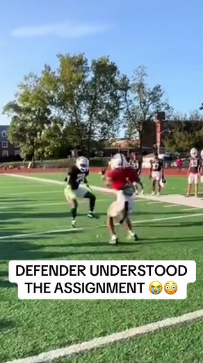 Bro really tried it 😅😭 (@ESU FOOTBALL) #football #cfb #collegefootball #highschool
