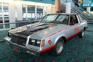 Airport Classic: 1981 Buick Regal Indy 500 Pace Car - The Real McCoy - Curbside Classic