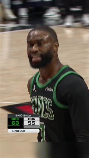 YOU TELL 'EM JB 🗣️ 27 FIRST HALF POINTS 🔥 | jalen brunson first point