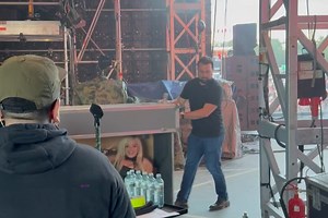 Bebe Rexha on Instagram: "𝚉ü𝚛𝚒𝚌𝚑 🇨🇭"