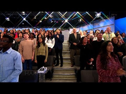 Harry Connick Jr performs "O Holy Night"