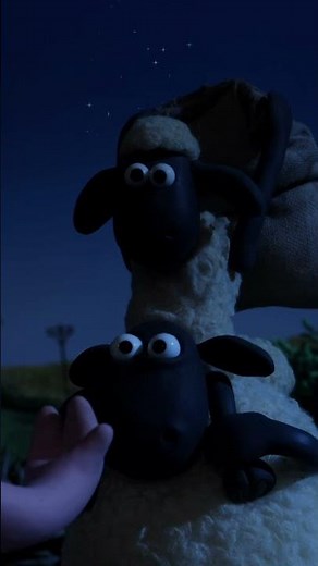 A Bad Roof and Angry Pigs🐑🐑🐑 #shorts #shaunthesheep #cartoonforkids