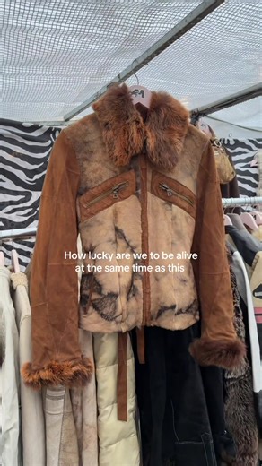 How lucky are we 💌 Find us at portobello market every weekend, 220 brick lane and 30 Sydney street Brighton #portobello #nottinghill #luckygirl #saturdayvibe #thriftingtiktok