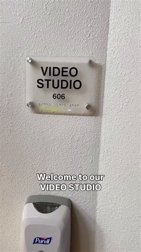 It’s giving ✨ innovative education ✨ Families choose Wilson ESD for real opportunities—like our Audio Visual program and recording studio where students learn by doing. If your child is interested in the digital arts, look no further and enroll at Wilson ESD 💫 #WeAreWilsonESD #TheWilsonWay #phoenixschools #phxaz | Wilson School District No. 7