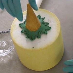 6.2K views · 74 reactions | Pine tree cake topper!  | Chocolates Lovers | Facebook