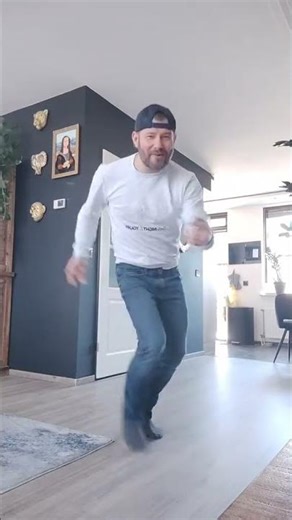 delo Delon hopsa hopsa