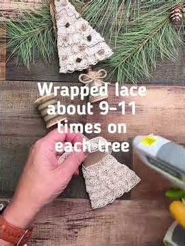 Lace Trim Spool Tree #diy #christmas #craft