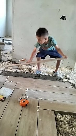 How to Lay Wooden Floor Tiles Like a Pro