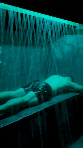 65K views · 1.1K reactions | Not sure if I’m doing it right  #shower #bed #spa #wellness #neonlights | Roberto Portales | Facebook