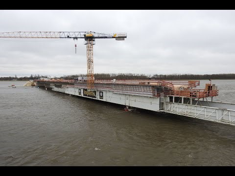 Elbebrücke construction using Underslung MSS