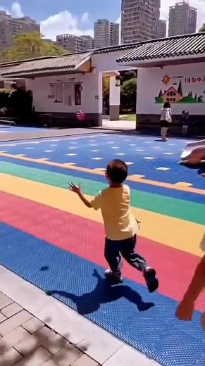 Flynova Pro Flying Spinner Ball UFO, Soaring Boomerang, Mini Drone, LED Magic Controller