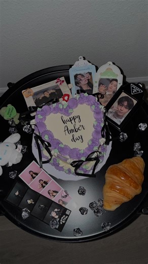 amber ⋆˙⟡ | ☁️happy amber day♡☁️ chat, can i make this about me real quick lol?? anyways, thank u all for being a part of my past year around the sun.... | Instagram