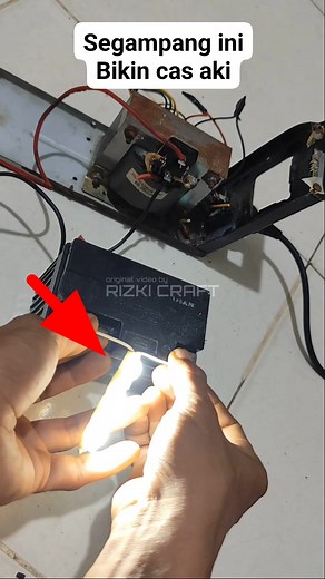 362K views · 2.9K reactions | the idea of ​​making a battery charger using a diode bridge #reel #tutorial #idea | Rizki Craft | Facebook