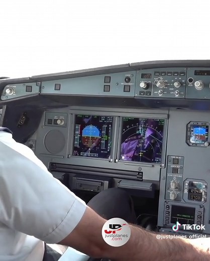 Kuwait A330-800 Landing Sequence Checklist