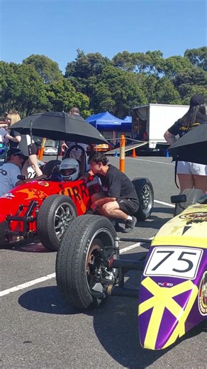 AKURRA Motorsport Race 2 Round 1 Sandown #formulavee #racing #sandown #formula #motorsport #racecar