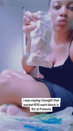 Clay Soil Eaters in Pretoria: Blue Uzbek Clay Taste | Matlapa Eating Videos