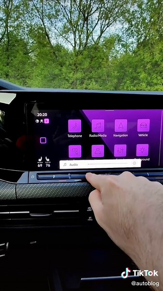 Volkswagen Golf 8: Interior Overview