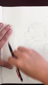 Sketchbooks should be a place where you can get messy. No perfectionism allowed! That’s easier said than done, but I think sketching technique plays a huge role. I made a video that explains how I approach sketching so that I’m less focused on ‘fixing’ things, and more focused on going with the flow! ⠀⠀⠀⠀⠀⠀⠀⠀⠀ This tutorial is completely free, and you can get it right now by heading over to the link in my bio ✨ | Loish