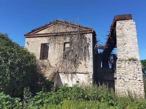 Ο νερόμυλος του Καρακίτσου στον Άγιο Ονούφριο Βόλου...ένα προβιομηχανικό διαμάντι σε απαξίωση