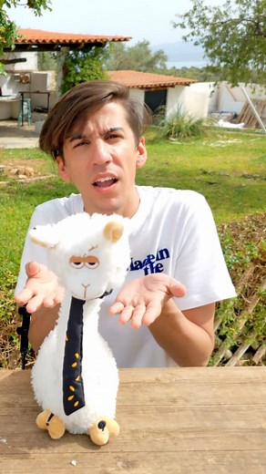 Rec me | Ο τίτλος του επεισοδίου στο YouTube είναι Rec me - Day 82... ΠΑΙΧΝΙΔΙΑ ΕΝΗΛΙΚΩΝ! | Instagram