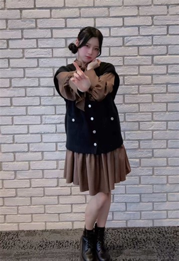 ラブソングに襲われる！イコラブが魅せるダンス