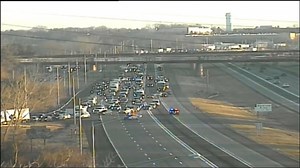 East Hartford woman dead after crash on I-84 in Manchester