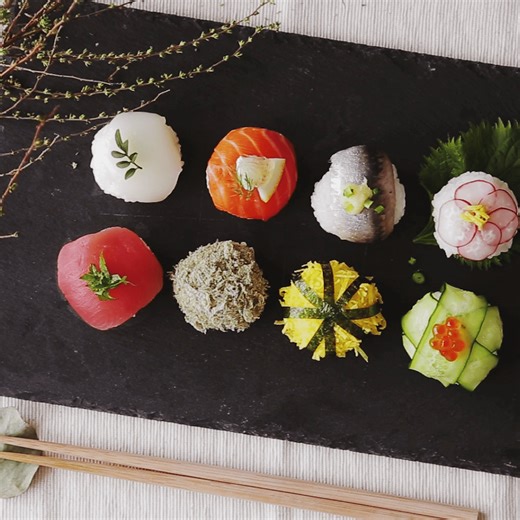 Temari Sushi (Ball-Shaped Sushi)