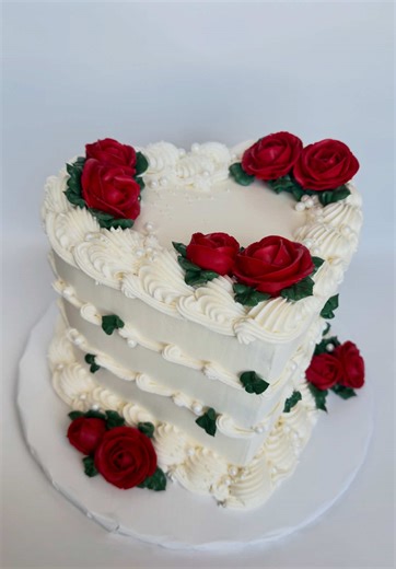 Delicious Roses Cake Recipe for Floral Lovers
