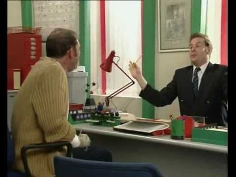 Colin's hypnotized (The Brittas Empire)
