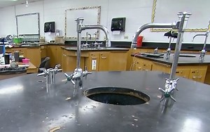 There are 100,000 schools in the US for students K-12 — but more than half of those need to be improved just to be rated "good." CNN's Alexandra Field reports on America's crumbling and unsafe schools. https://cnn.it/2WQqq8H | CNN Replay