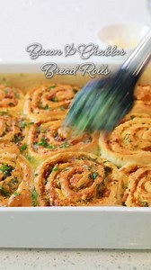 These are incredible!! Cheesy Bacon Bread Rolls with garlic herb butter! https://tatyanaseverydayfood.com/bacon-cheese-rolls/ | Tatyana's Everyday Food